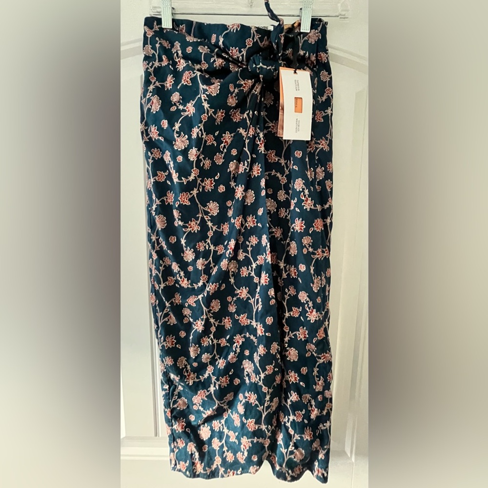 Floral Navy Midi Skirt